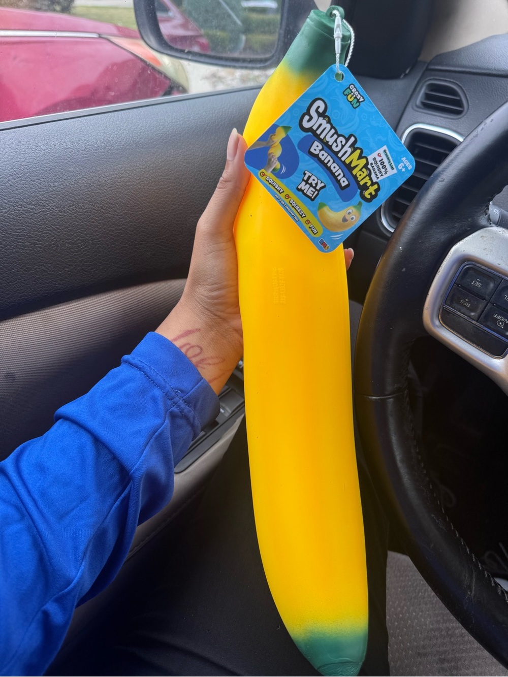 VIRAL SMUSHMART JUMBO BANANA SQUISHY